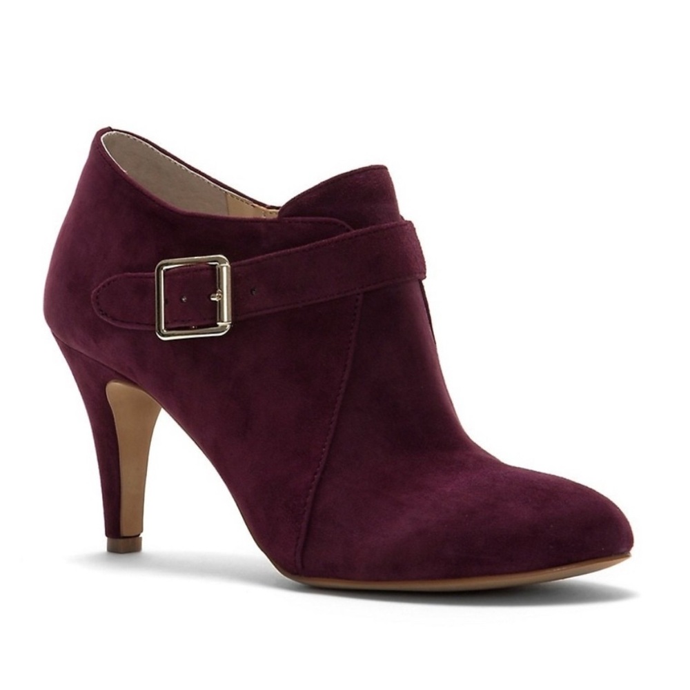 Vince Camuto Vonilesa Leather Booties Size 8 1/2